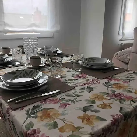 Piso Centrico Con Garaje Privado Gratis *