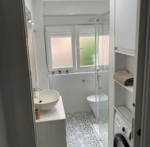 Piso Céntrico Con Garaje Privado Gratis * Santander